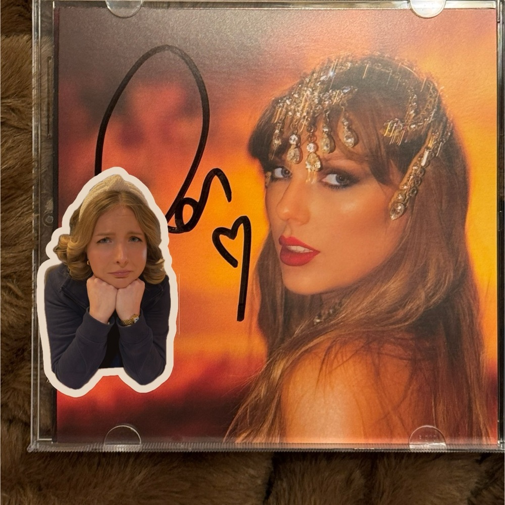 Autographed Taylor Swift TLOASG CD